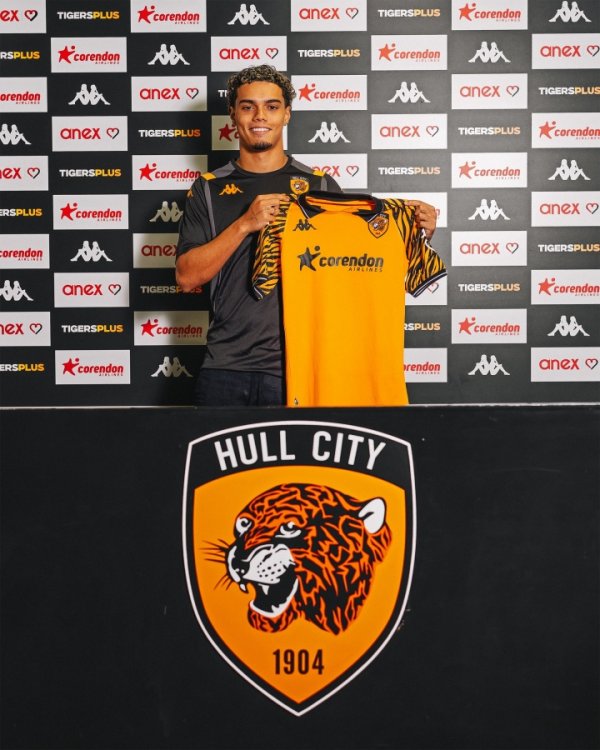 Tiger father, dog son! Official: 20-year-old Ronaldo s son Joao Mendes joins Hull City U21 echelon